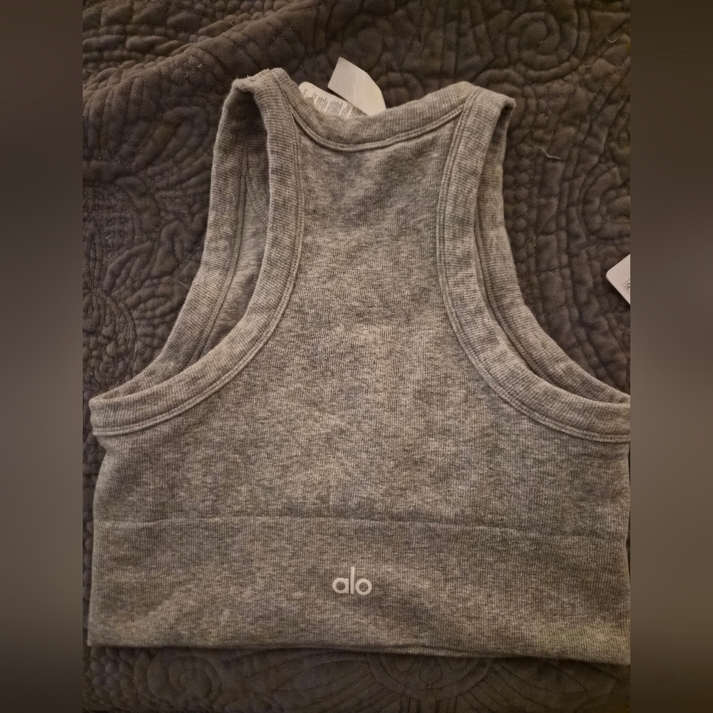 ALO Yoga Seamless Delight Heather Gray Tank Top Medium - Picture 2 of 6